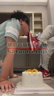 【不知名美女】鞋底脚底喂食/强迫喝圣水 bf10280