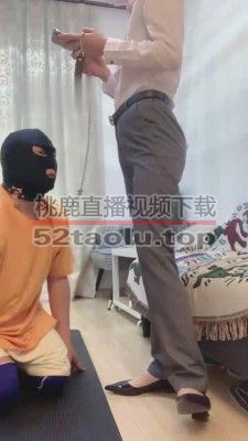 【暴力美学】学姐肉丝脚抽肥猪狗 bf11770