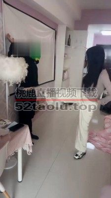 【田甜圈】体校女神暴力踢打踹绿毛狗 bf21720