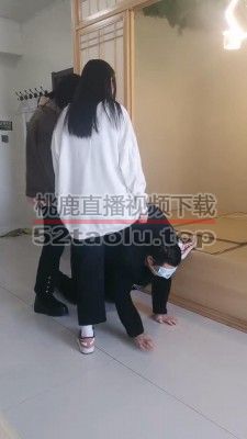 【吴迪】双素人姐妹调教骑马/踩踏/闻舔脚 bf22524