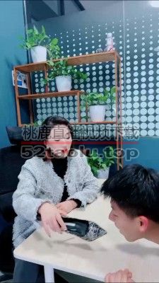 【潘妮女王】白领惩罚下属/鞭子抽/脚碾压狗脸/拧耳朵 bf25673