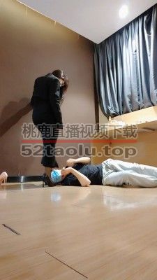 【梵高】金融白领黑丝高跟调-踩踏/舔闻原味丝袜jio【双视角版】bf26000