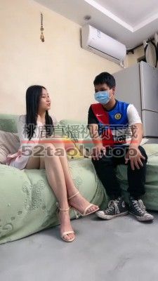 【艾莉】开发闺蜜男朋友做狗-裸足深喉狂舔 bf26915