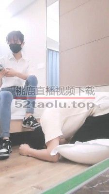 【美娜格格】夜跑后原味运动鞋白袜气味羞辱 bf27708