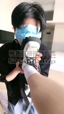 【靡兔】大学生主白袜裸足狠虐废物 bf27817