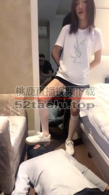 【阿昆】学生主长腿白丝诱惑调 bf27940
