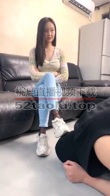 【艾莉】运动鞋踩踏喂食/酸奶裸足舔/骑马强制吃口水 bf28161