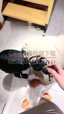 【子琳女王】叼高跟爬行/藤条抽/强迫舔鞋底/踩踏胯下辱 bf29210