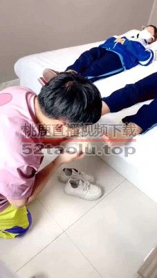 【精神小妹】校服双S学生-闻舔超臭白袜/裸足踩踏 bf29579