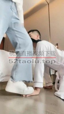 【辣妈】小白鞋碾压-骑马踢裆/舔地上浓痰/腿绞掐脖窒息 bf30648