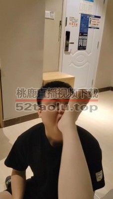 【小麦】高跟裸足闻舔/踩乳 bf30664