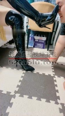 【佳琪女王】送货员迟到被罚-骑马提档/强迫做厕奴 JS23080618