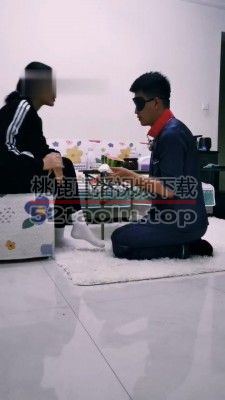 【徐婉琪】袜子泡圣水/耳光/内裤套头/圈养狗笼 bf33121