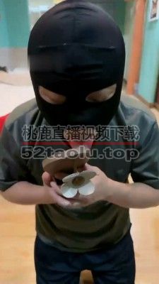 【黑兔S】双S-下跪伺候我和素人闺蜜-气味训练【上】JS23092401