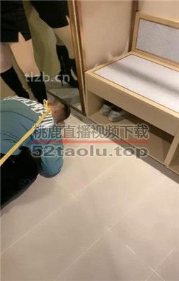 【酒鸽】双S-人体烟灰缸-长靴小白鞋踩/踩踏/骑马/闻臭白袜 bf34959