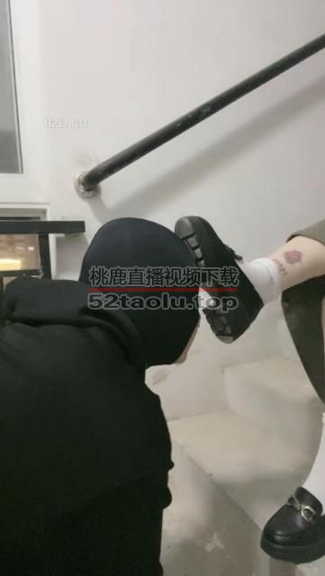 【颜颜sama】楼道-洛丽塔S-皮鞋白袜舔/深喉/踩踏 bf36129