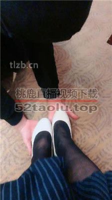 【伊柔】碾压踩狗爪/鞋跟插嘴/强制闻鞋/骑马 JS240117-3