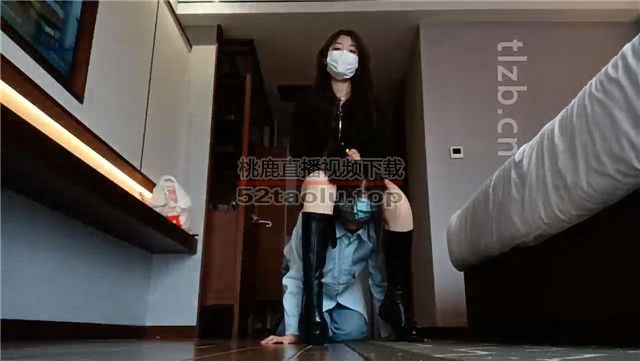 【爱可呀】学姐室友当母畜-舔靴底/吃闻臭袜/胯下坐垫羞辱 bf37726