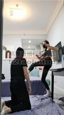 【皮皮】暴击虐-腿绞窒息/飞踹/全体重踩踏/虐乳 bf38252