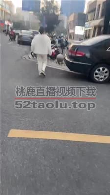 【素人挖掘机】开发路人实录-耳光/下跪闻舔白袜板鞋/转胯 bf39042