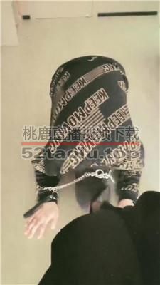 【艳奶奶】跪舔黑丝高跟/鞋跟插嘴/赏赐圣水【完整版】 JS240313-4