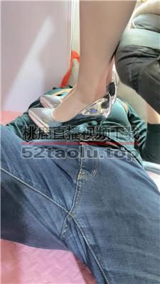 【冰诺】桌底视角-高跟踩踏地毯狗 JS240318-23