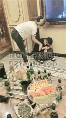 【文文文文】KTV-开发陪酒小妹-小白鞋白船袜 bf39602