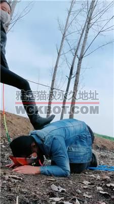 【古筝少女】户外虐跟踪狂-骑马/鞭打/提档/赏赐圣水【上】bf39957