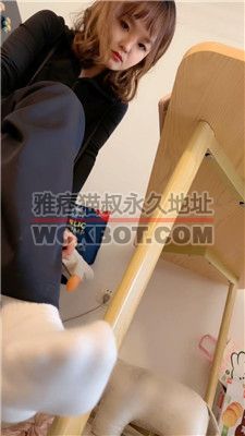 【Siu姐姐】白袜脚裸足踩地毯狗 bf40243