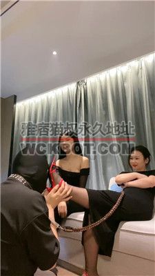 【程雪】3S-轮流舔脏高跟/全体重踩踏/臭脚捂脸【三视角版】 bf40266