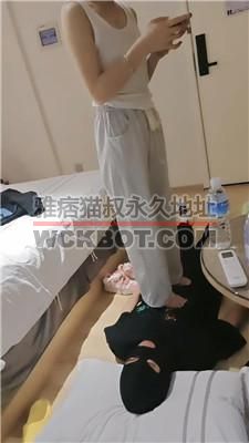 【安安sama】跪舔裸足/全体重踩踏/闻臭鞋/喂口水 bf40268