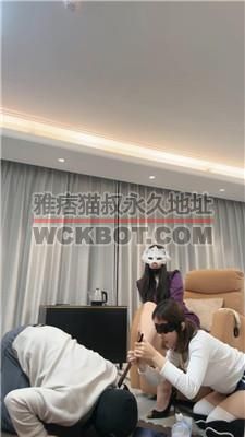 【妆主大大】情侣奴-奴下奴-裸足喂食/喂口水圣水/鞭打/高跟踩踏 bf40367