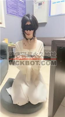 【甜野大王】女神犬-下跪舔白袜/脚喂酸奶/虐狗舌 bf41118