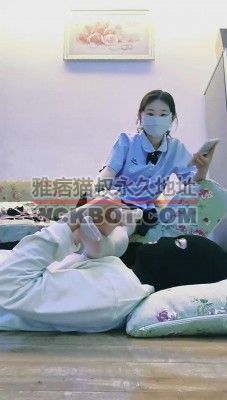 【汀兰学生主】丝袜脚踩虐脚垫狗【续集】 bf41479