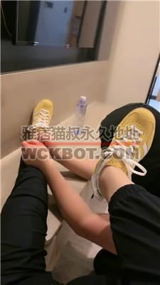 【九九女王】运动鞋白袜虐废物狗 JS240522-8