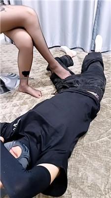 【英英】黑丝高跟碾压踩/鞭打【完整版】 bf42966