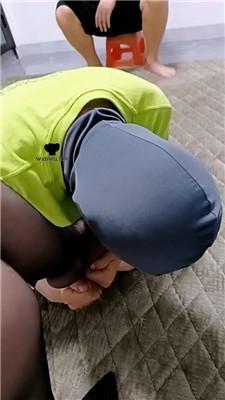 【英英】黑丝高跟玩虐废物狗 JS240721-1