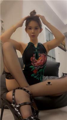 【欣妍大大】第一人称绿帽吸香水控 JS240723-4