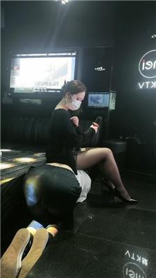 【楼ds】双S-KTV-强制耳光/深喉/口水舔脚/磕头踢踹 bf43131