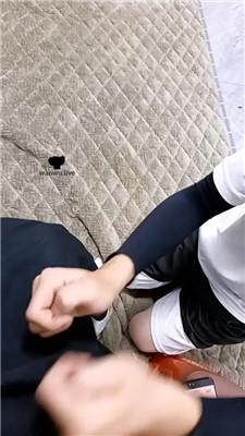 【英英】高跟黑丝脚踩/下跪按摩 JS240805-8