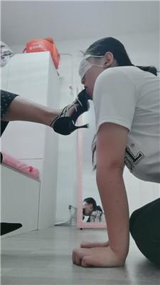 【璃茉】母畜-闺蜜非要下跪伺候 bf43440