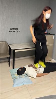 【精神小妹】双S-轮流全体重跳踩 bf43948