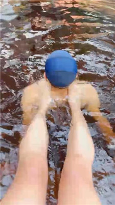 【空瞳】户外泳池温泉踩家奴【下】 JS240903-11