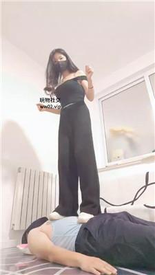 【梓晨大大】小白鞋全体重跳踩 bf45664