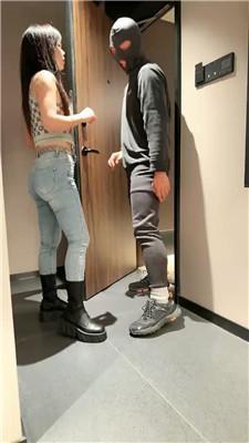 【梦涵】短靴白袜高跟裸足引导小白狗 bf45975