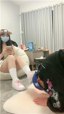 小甜泡泡（贱狗第一次现实） bf46198