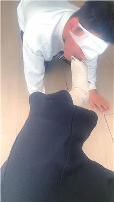 【露娜夫妻】跪舔脏长靴黑丝/皮带衣架抽 JS241102-26