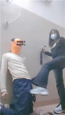 【奇了怪了】骑马/小白鞋白袜踢踹玩虐 JS241110-12