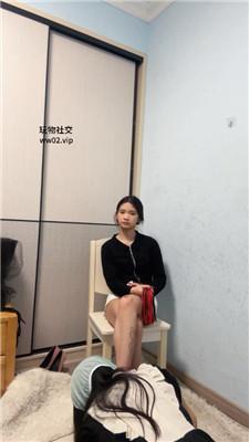 【小凤梨s】母畜-闺蜜求我赏赐圣水 JS241112-63