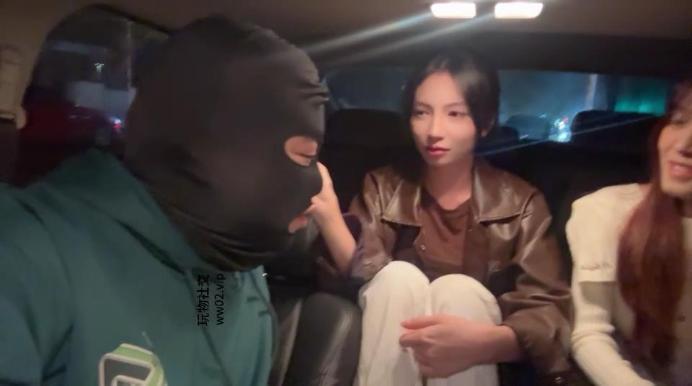 【素人挖掘机】路边开发羞涩姐妹花轮流虐 bf49936